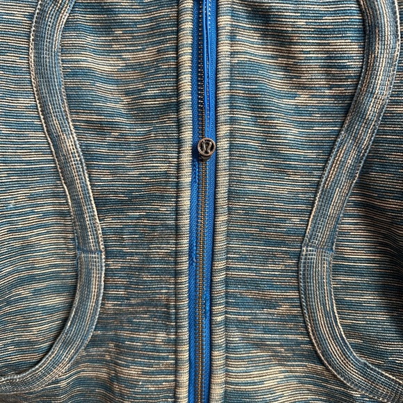 Lululemon Athletica Define Blue and Gray Fitted Zippered Sweatshirt WORN - Picture 3 of 8